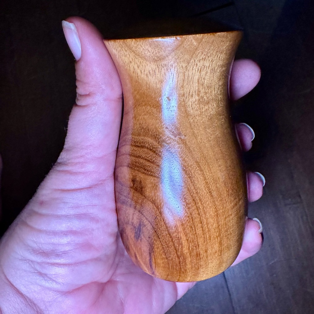 Vintage Myrtle Wood Salt & Pepper Shakers - Picture 6 of 17